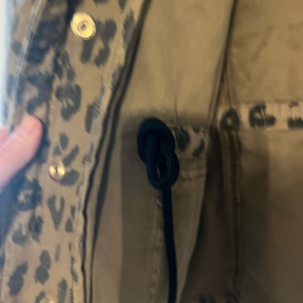 Frame Leopard cargo jacket, size S. - Picture 5 of 7